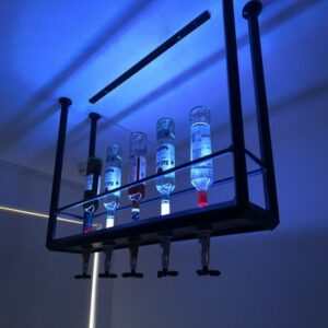 Stalen rek met LED verlichting